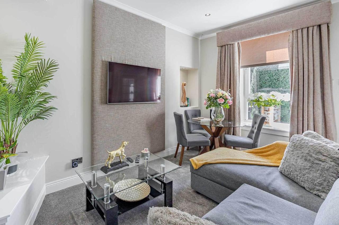 Carmel Apartments Falkirk Værelse billede